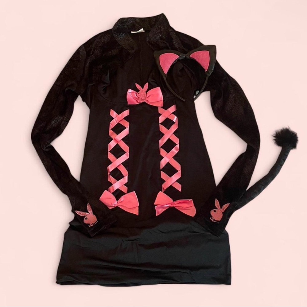 Y2K playboy kitty costume